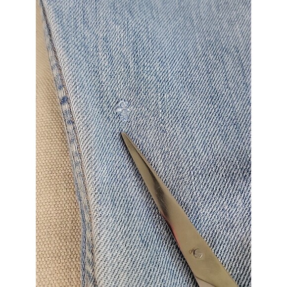 Vintage Levis 505 Jeans Mens 35x36 Straight Mid Rise Distressed Light Blue 90s - Picture 6 of 15